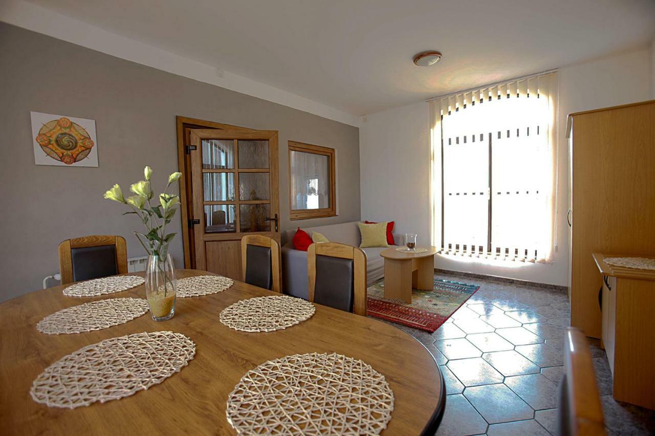 Hotel Paradies Τέπλιτσε Εξωτερικό φωτογραφία