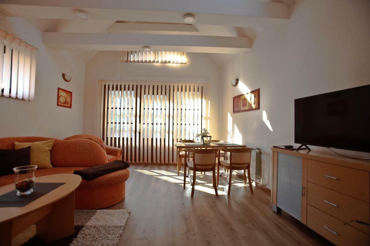 Hotel Paradies Τέπλιτσε Εξωτερικό φωτογραφία